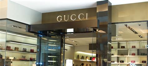 gucci int contatti